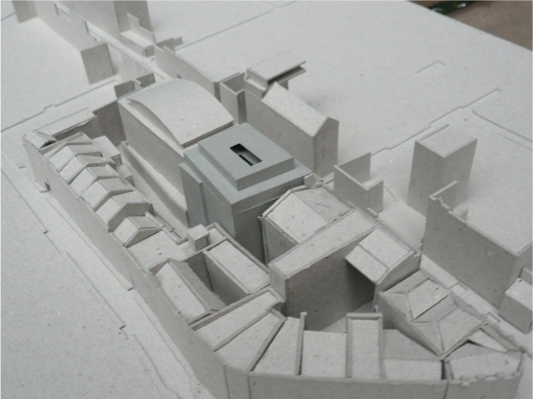 Curtain Road model 4 Curtain Road model 4